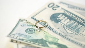 How Are Michigan Alimony Payments Calculated?